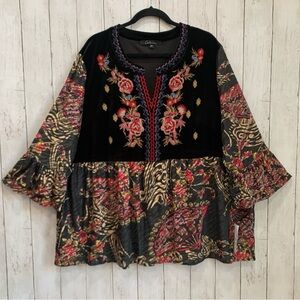 New Calessa Velvet Embroidered Boho Tunic Blouse Womens Size 2X  Cotton Blend